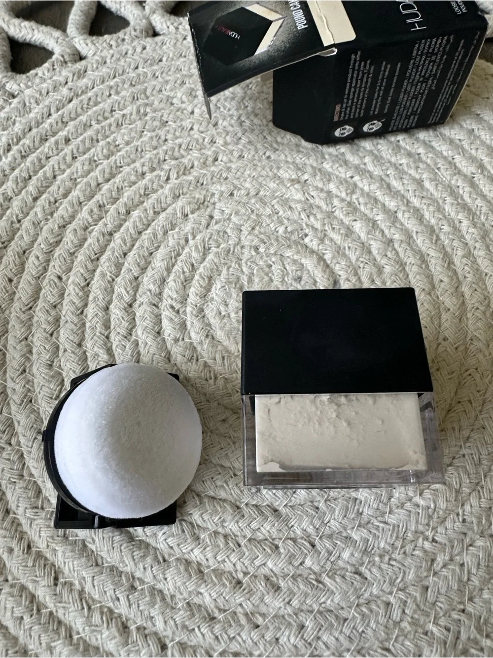 Huda Beauty Baby Bake Loose Baking & Setting Powder - Pound Cake